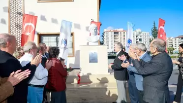 Yunus Emre Büstü 100. Yıl Meydanı'nda Sergilendi