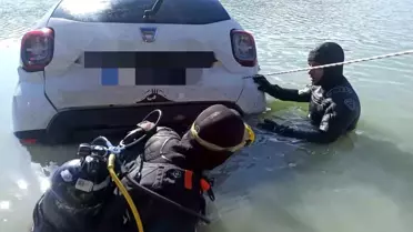 Diyarbakır'da Dalgıç Ekipler, Sulama Göletine Düşen Aracı Çıkardı