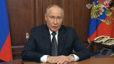 Putin'den Aile Değerlerine Koruma Yasası