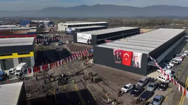 Düzce'de Modern Sanayi Sitesi ve Dükkanlar Sahiplerine Teslim Edildi