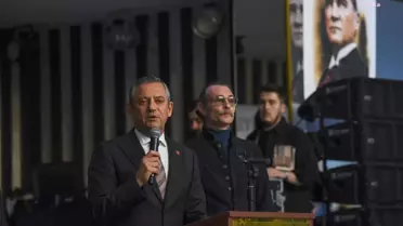 Özgür Özel, Öğretmenler Günü'nde 1500 Öğretmenle Bir Araya Geldi