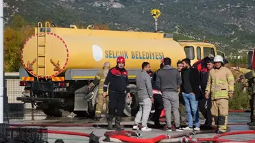 Selçuk'ta Fabrikada Yangın Çıktı