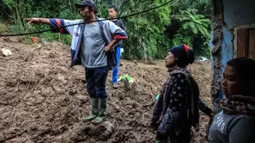 Sumatra'da Sel Faciası: 20 Ölü