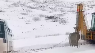 Siirt'te Mahsur Kalınan Araçlar Kurtarıldı