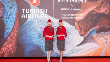 Türk Hava Yolları'nın Refik Anadol ile hazırladığı 'Inner Portrait' eserinin Türkiye lansmanı AKM'de gerçekleşti