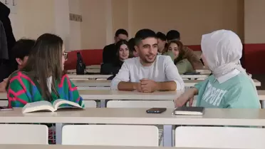 Temizlik Personeli Öğrenci Oldu