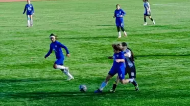 Ağrı Kadın Futbol Takımı Liderliğini Sürdürüyor