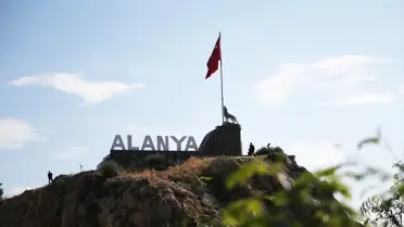 MHP'den Bozkurt Heykeli Tepkisi