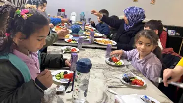 Hisarcık'ta özel öğrenciler kahvaltıda buluştu