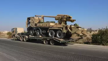 Hama'da Rejim Karşıtı Gruplar İlerliyor