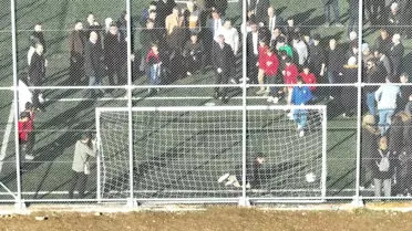 Başkan Büyükakın, Yeni Sentetik Futbol Sahasını İnceledi