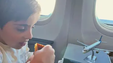Küçük Özgür'e Uçakta Unutulmaz Sürpriz