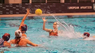 İzmir B.B. Sutopoda Galatasaray'ı Yenerek İlerledi