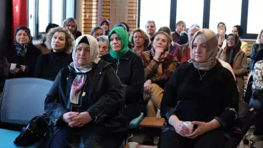 Kadın Hakları Günü'nde Kadın Haklarının Önemi Vurgulandı