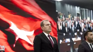 Başkan Seçer: 'İnsanların güvenle, onurlu, gönüllü bir şekilde vatanlarına dönmesi için üzerimize düşeni yapmaya hazırız'