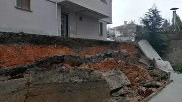 Çekmeköy'de İstinat Duvarı Çöktü