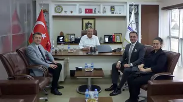 Kuşadası'nda Banka Ziyareti