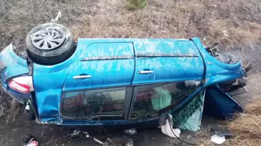 Saraydüzü'nde Otomobil Şarampole Devrildi