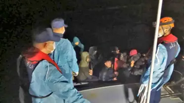 Ayvalık'ta 12 Düzensiz Göçmen Yakalandı