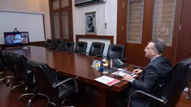 Vali Aksoy, Düzensiz Göçle Mücadele Toplantısına Katıldı
