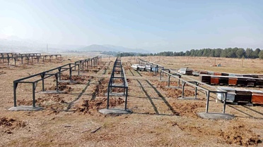 Bingöl'de Arıcılara 90 Kovan Sehpası Kuruldu