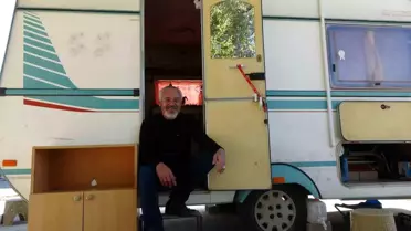 63 Yaşında Öğrencilik: Ömer Apa'nın Hikayesi