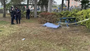 Antalya'da Parkta Bir Kişi Ölü Bulundu