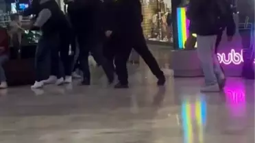 Bursa'da Alışveriş Merkezinde Kavga