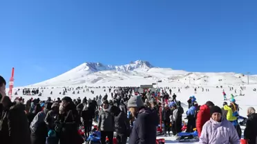 Erciyes Kayak Merkezi Yılbaşı İçin Tamamen Dolu