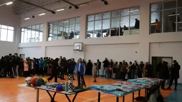 Gençler İçin Spor Malzeme Dağıtımı