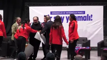 Girişimcilik Panelinde Beklenmedik Fenalaşma