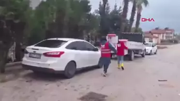 Manavgat'ta Sel Felaketi Sonrası Kızılay'dan İhtiyaç Malzemesi Dağıtımı