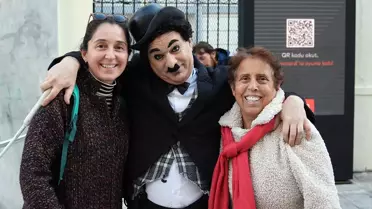 Emekli Güvenlik Amiri 'Şarlo' Olmuş