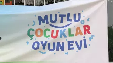 Konak'ta 'Mutlu Çocuklar Oyun Evleri' ile Annelere İş Hayatı İçin İmkan Sağlanıyor