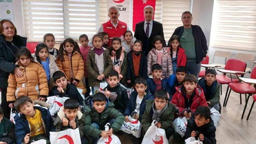 Elazığ'da Öğrenciler Kızılay'ı Ziyaret Etti