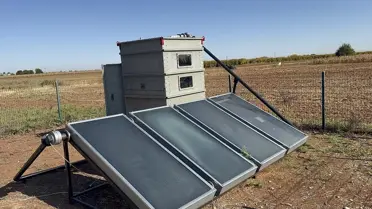 Şanlıurfa'da Güneş Enerjili Biber Kurutma Makinesi