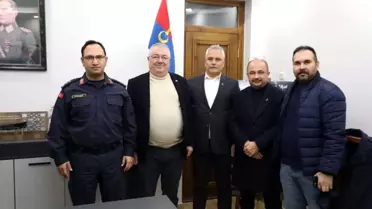 Edremit'te Yeni Yılı Coşkuyla Karşıladı