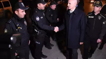 Vali Çiçekli Yeni Yıl Ziyaretleri Gerçekleştirdi