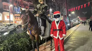 Atlı Oto Tamircisi Yılbaşı Kutlaması Yaptı