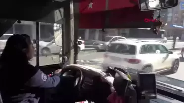 Isparta'da Kadın Şoförlük Hayalini Gerçekleştiren Pınar Koçaktok