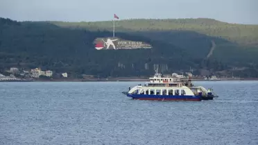 Bozcaada ve Gökçeada Feribot Seferleri İptal Edildi