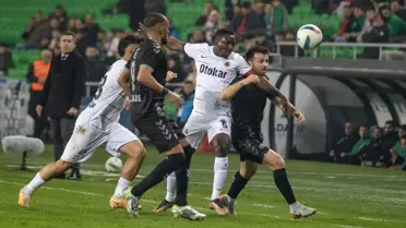 Sakaryaspor ile Gençlerbirliği 0-0 Berabere Kaldı