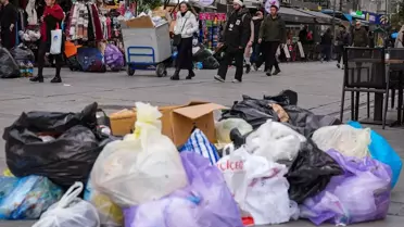 İzmir'de Çöp Toplama Hizmetleri Aksadı