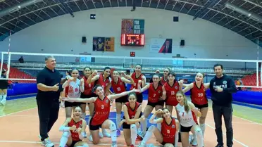 Turgutlu Belediyespor Kadın Voleybol Takımından Deplasmanda Önemli Galibiyet