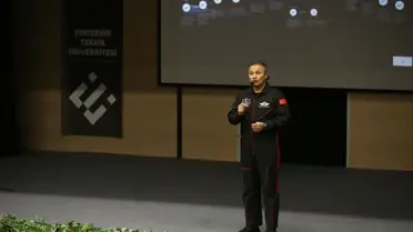 Türkiye'nin İlk Astronotu Estü'de