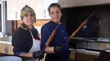 Deprem Sonrası Gelin-Görümce Kebap Dükkanı