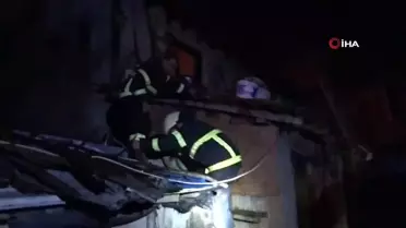 Hisarcık'ta Yangın: 2 Ev ve 1 Ahır Zarar Gördü