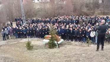 Mamak'ta trafik kazası: Emre Soylu'nun cenazesi Çorum'da defnedildi