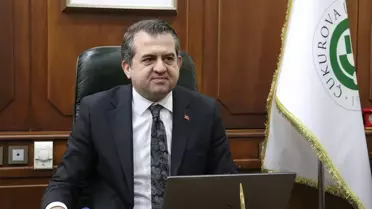 ÇÜ Rektörü 'Yılın Kareleri' Oylamasına Katıldı
