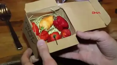 Oltu'da Acı Biber Yeme Yarışması Düzenlendi